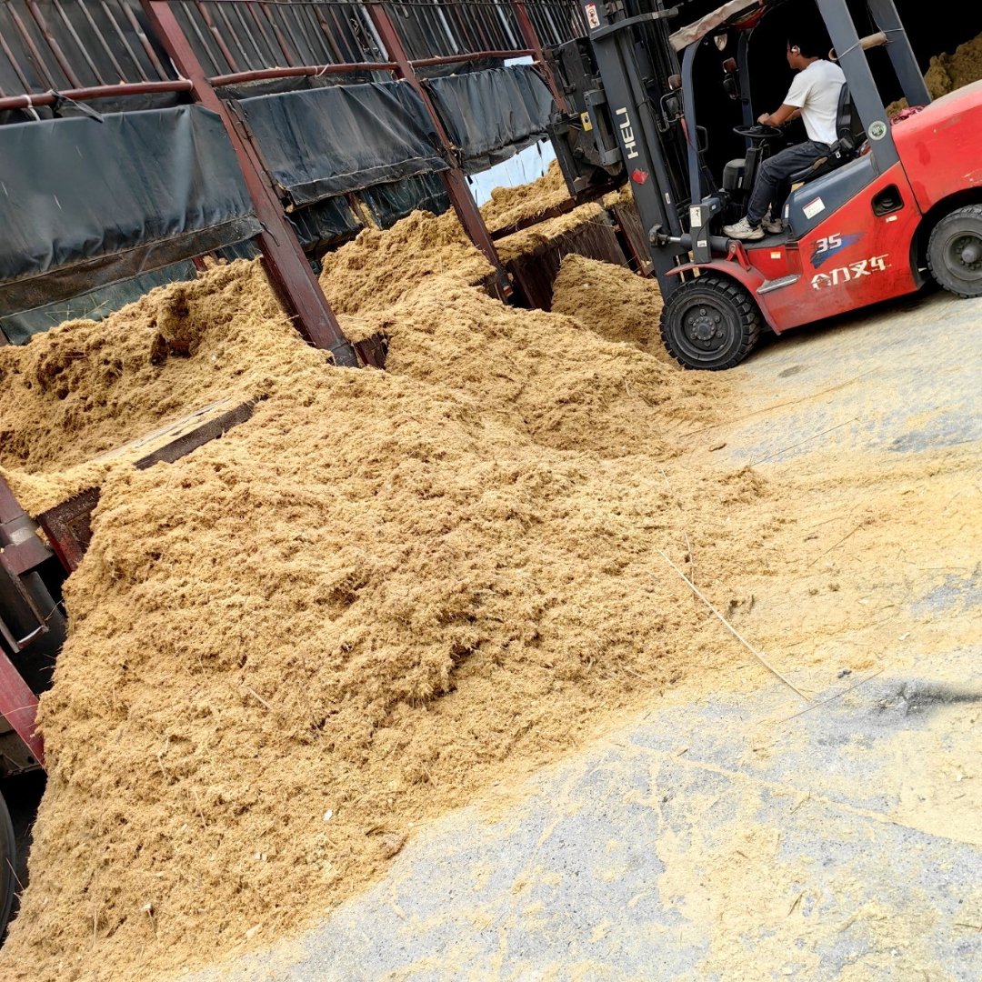 Custom Shaped Bamboo Charcoal for Grill - Image 2