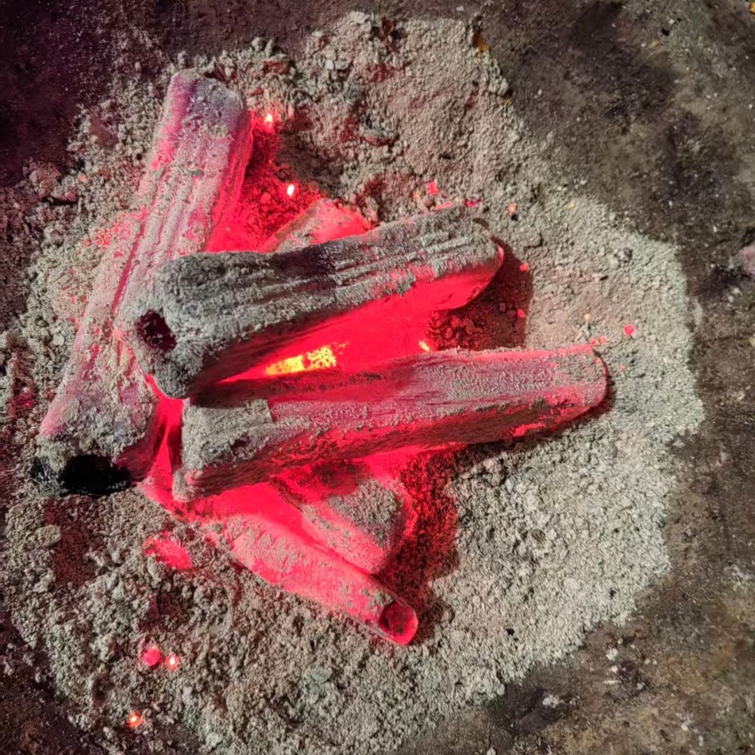 A Grade BBQ Charcoal with Custom Packaging Options - Image 2